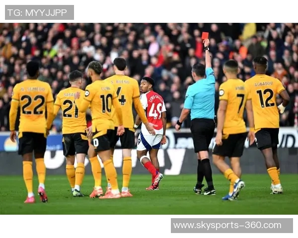 英超激战利物浦绝杀莱比锡补时进球引发争议判罚全场沸腾